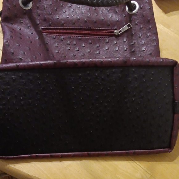 Tory Burch Burgandy/Plum Tote Bag Pristine Condition - Picture 6 of 11